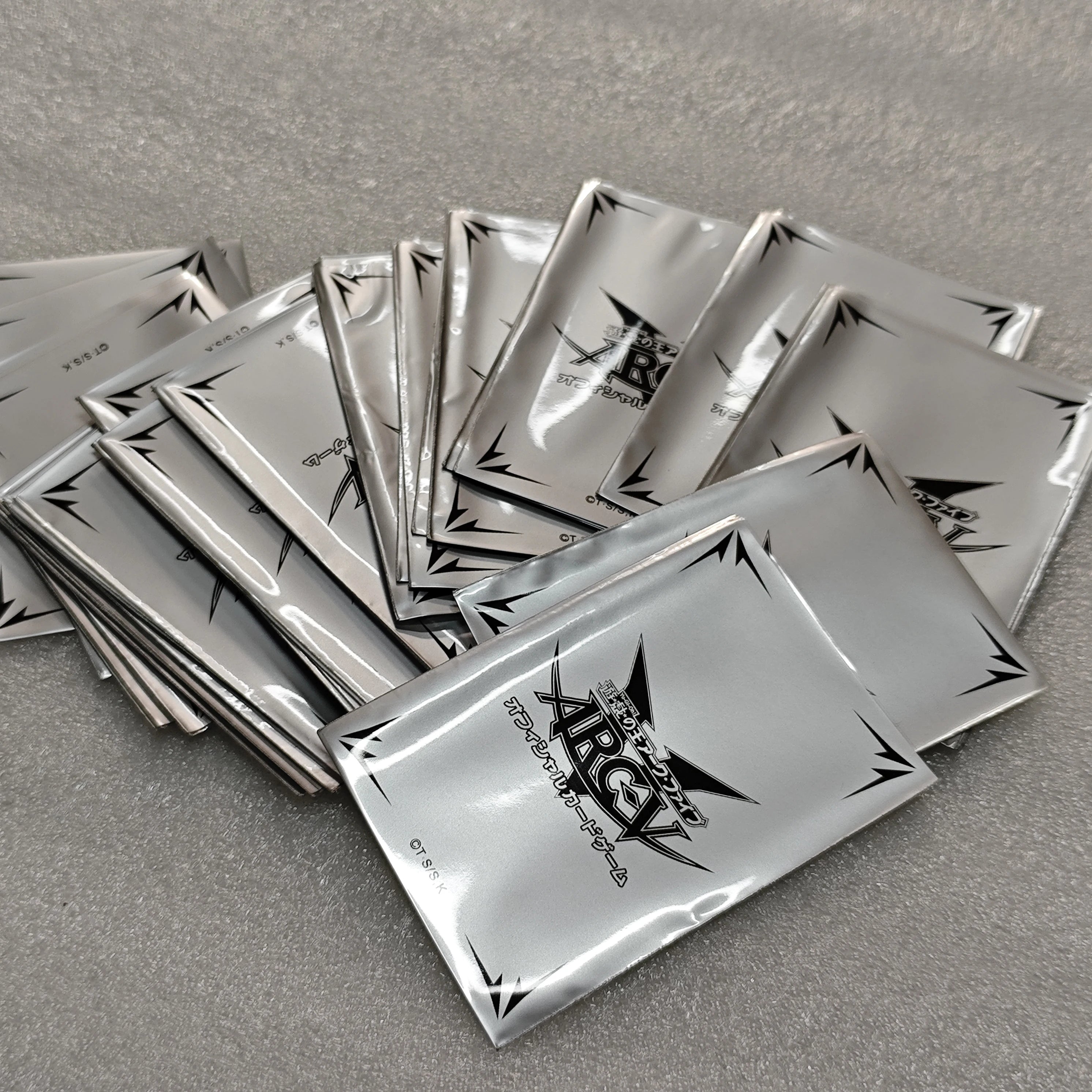 50 pcs/pack  Yugioh ARCV Card Sleeves Yu-Gi-Oh! OCG TCG Trading Cards Protector Case Free Shipping
