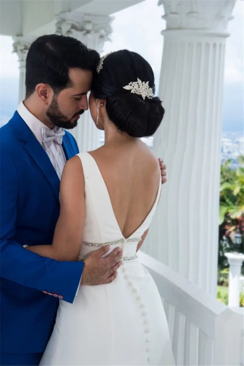 Elegant Spaghetti Strap Beading Bride Dress Simple V-Neck Backless Mermaid Wedding Dresses Floor-Length vestido de noiva