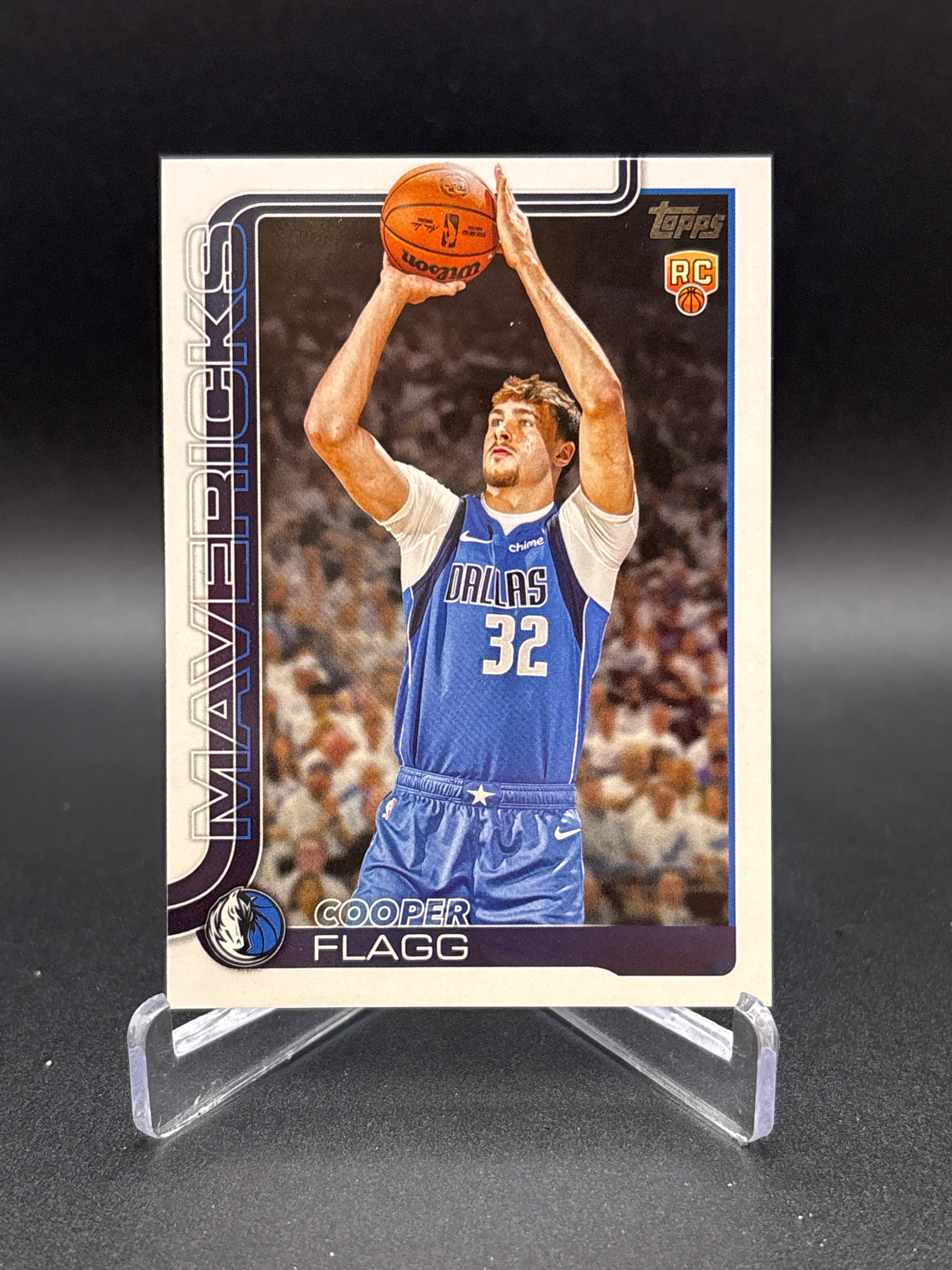 2025-26 TOPPS COOPER FLAGG ROOKIE BASE #201 RC DUKE MAVS #1 PICK HOT