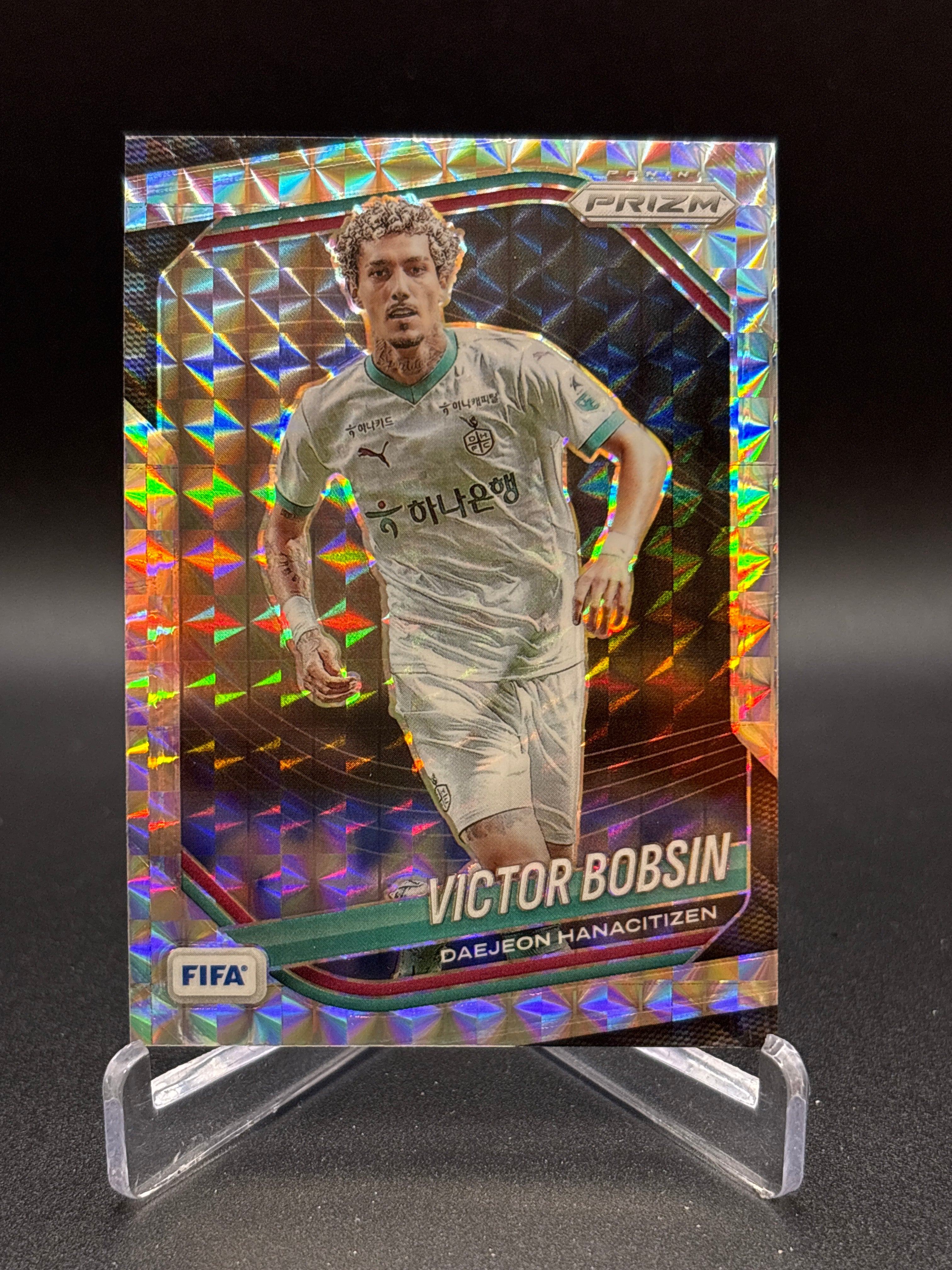 2025-26 Panini Prizm FIFA #33 Victor Bobsin
