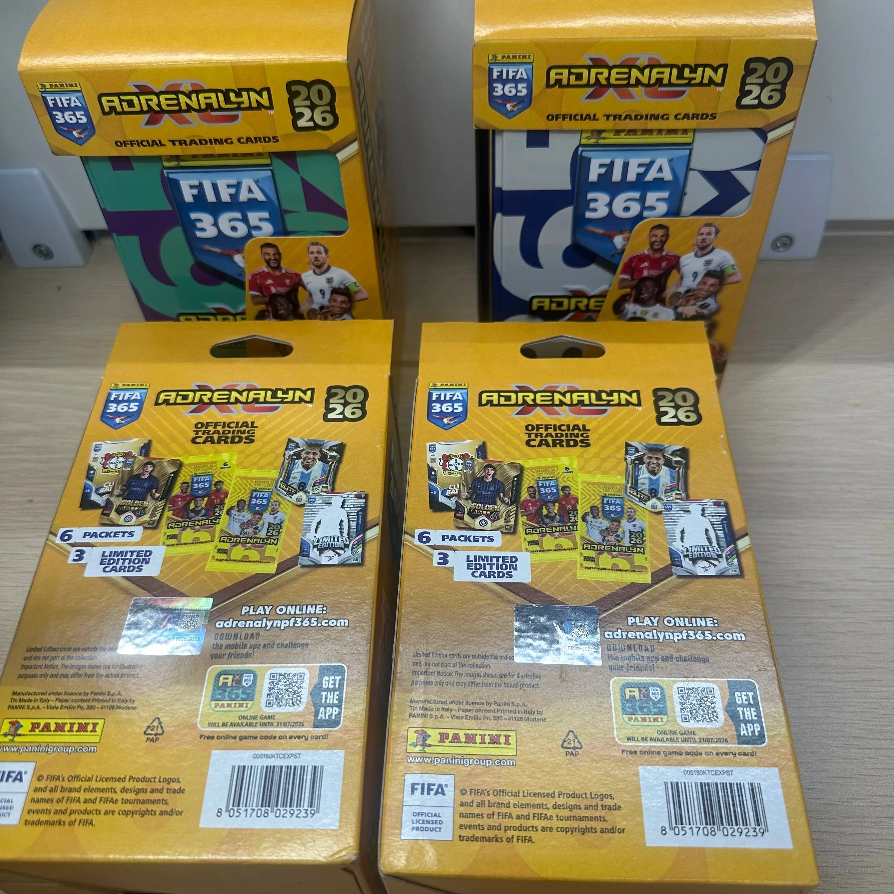 Panini FIFA 365 Adrenalyn XL Trading Cards Pocket Tin 7 Packs 2 Limited Edition 1 Golden Baller Football Cards